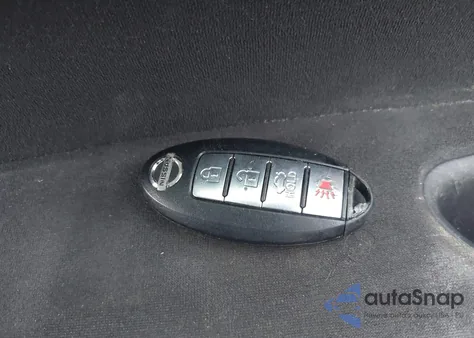 2014 Nissan Sentra Sr z USA, uszkodzony, nr VIN 3N1AB7APXEY275409